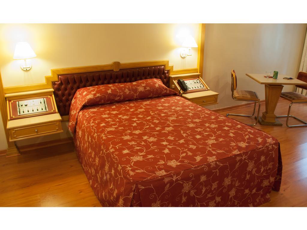 King Hotel São Paulo Bilik gambar