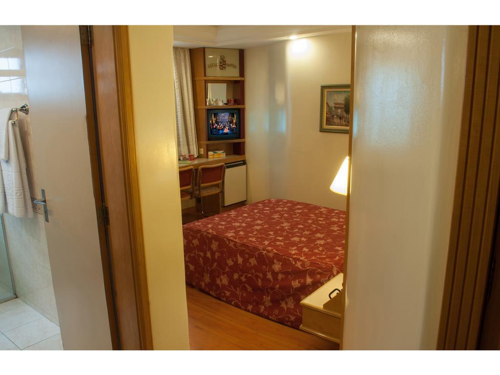 King Hotel São Paulo Bilik gambar